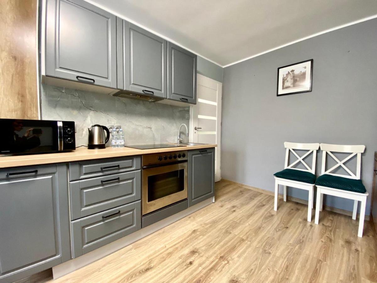 K22 Al Jana Pawla II Apartments 1 ワルシャワ エクステリア 写真