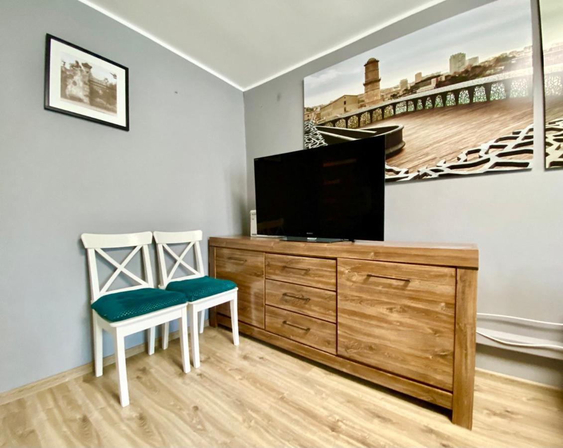 K22 Al Jana Pawla II Apartments 1 ワルシャワ エクステリア 写真