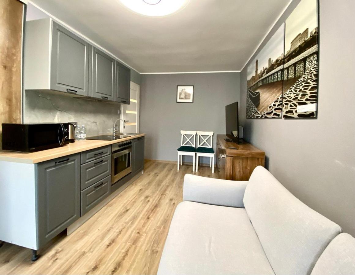 K22 Al Jana Pawla II Apartments 1 ワルシャワ エクステリア 写真